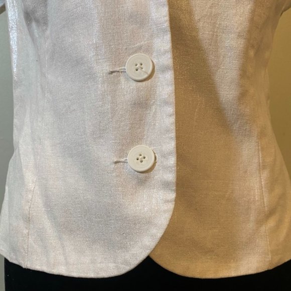 NWT Women's Chic White Shimmer Short Sleeve Button Top Express - Picture 4 of 10